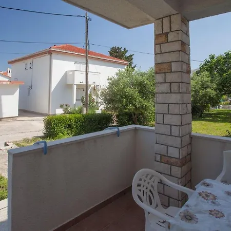 Nur 300 Meter Zum Feinkieselstrand * Baška